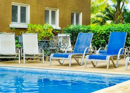 Mangrove Dock Paradise w/ pool & dock super close to beaches and diving