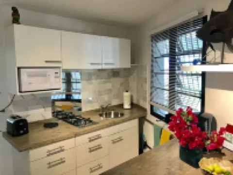 LimeTree Studio, Pelican Key. Cozy retreat in excellent location!