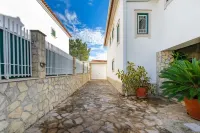 Leuzea Villa, Seixal, Setubal