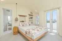 Naxian Queen Luxury Villas & Suites Hotels in Agia Anna Naxos