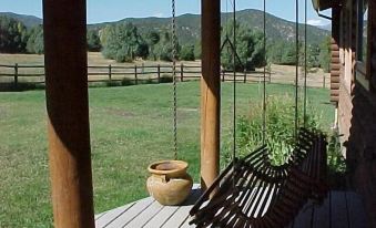 Star Mesa 2 Bedroom Holiday Home by Pinon Vacation Rentals - Housity