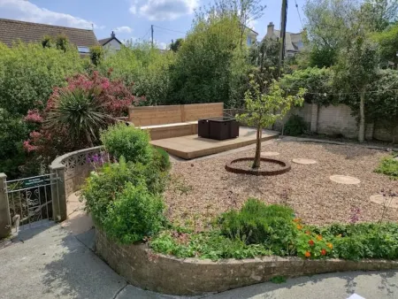 Benllech Sea View bungalow, Dog Friendly sleeps 6