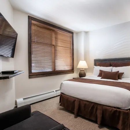 Zephyr Mountain Lodge, Condo | 3 Bedroom Ski Slope Views (Premium Rated Condo 2407)