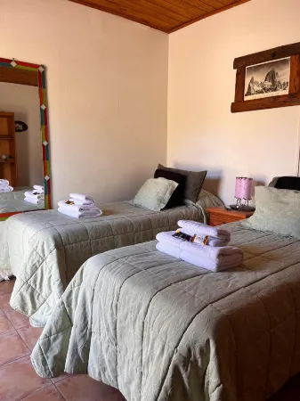 Hostería Thiamalu Отели рядом с достопримечательностью «Miradores Los Condores y Las Aguilas»