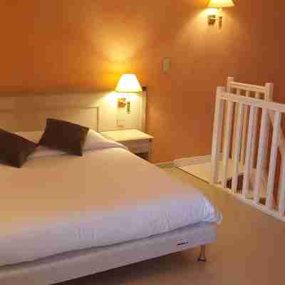 Logis Hôtel Auberge Bourbonnaise Rooms