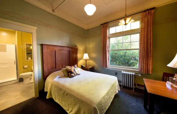 麥克梅納敏山林小屋