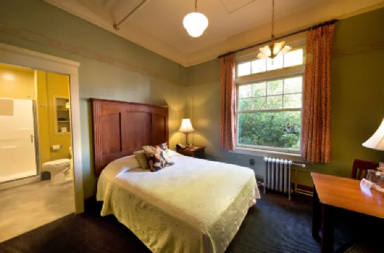 McMenamins Grand Lodge Hotels in 