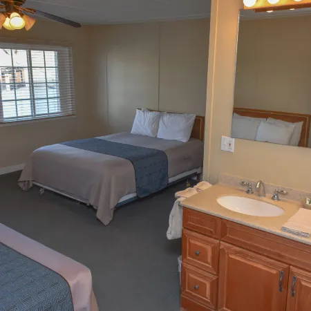 Panamint Springs Motel & Tents