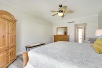 St Augustine Poolside Oasis w/ Private Patio! - Lejligheder