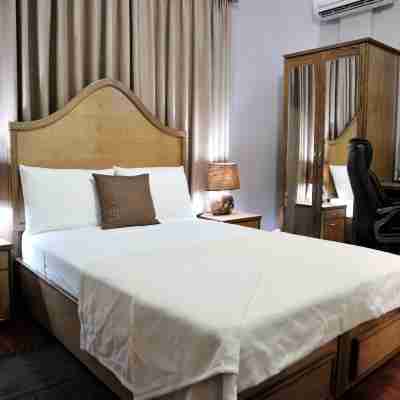 Culture Crossroads Inn Rooms