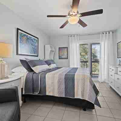 Sandy Shores West 101 2 Bedroom Condo by RedAwning Rooms