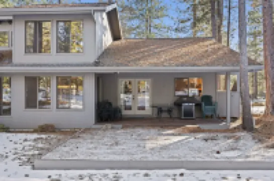 14 Mt Hood Lane Home