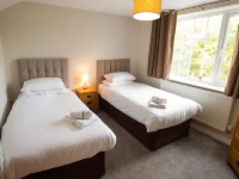 Catref Hotels in Llangollen