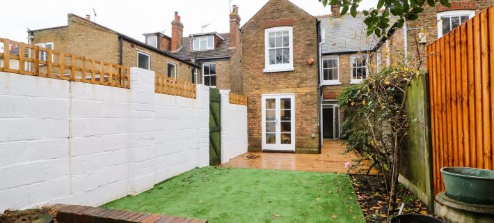 Newden Cottage Hotels in Whitstable