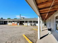 Big Sky Motel Hotels in Teton County