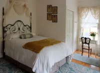 Guilford Bed and Breakfast Hotels in Dexter