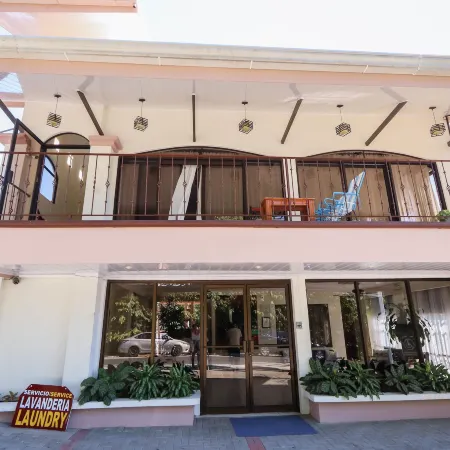 Hotel Flor Blanca