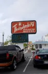 Thunderbird Beach Motel - Motels