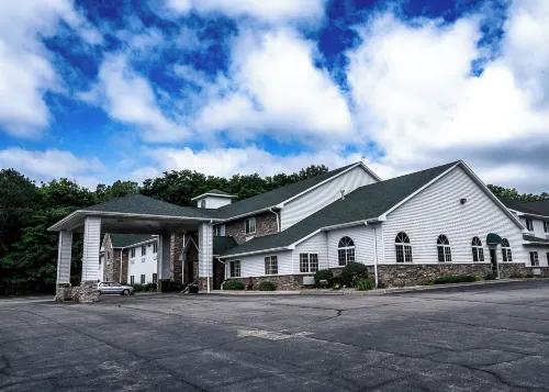 Savanna Inn & Suites Hotels in Thomson