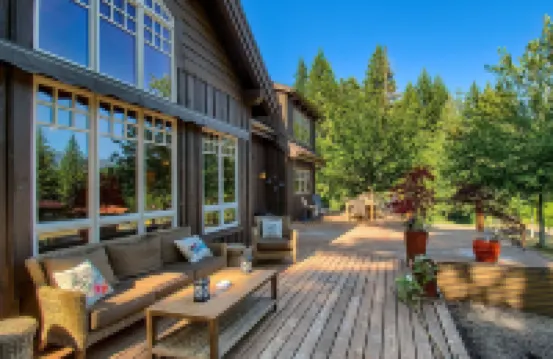 Maple Hill Lodge 3 Bedroom Home by RedAwning Hotels in Skamania County