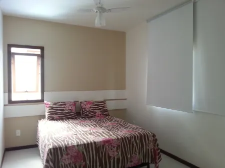 Praia do Forte Linda Casa 4/4, Private pool, Gourmet Balcony and WIFI.