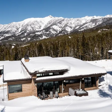8C Jack Creek Cabin 4 Bedroom Home by Moonlight Basin Lodging