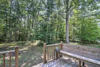 Upscale Family Cottage < 1 Mi to Higgins Lake - Wifi