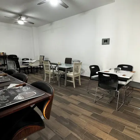 Cuatro Palmas Hotel