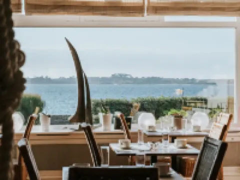 Hôtel Aux Tamaris - Vue Mer Hotels in Roscoff