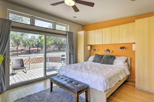 Hot Tub & Fire Pit: Pet-Friendly Sedona Home - spa