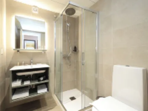 ホテル グラニオ オー ラック ムラルトのホテル