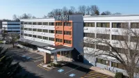 Fairfield Inn & Suites Parsippany - parking