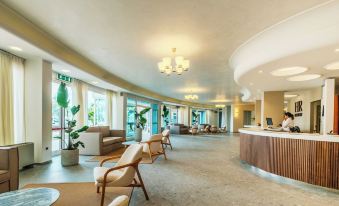HR Resort