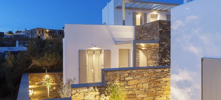 White Tinos Luxury Suites Hotels in Tinos