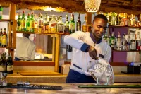 Mount Meru Game Lodge - bar
