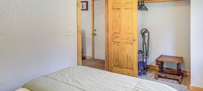 Townsend Cottage on Utv & Snowmobile Trail! Hotels in Oconto County
