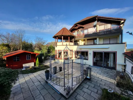 Landhotel Schönblick Отели в г. Бад-Херренальб