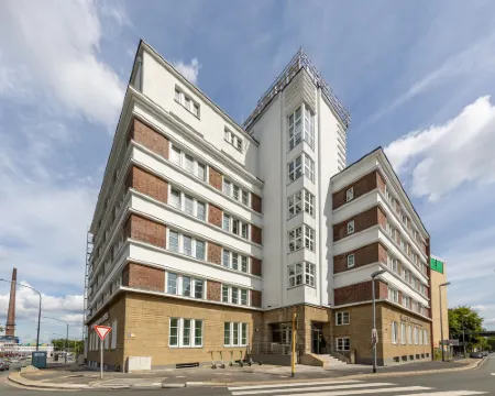 埃森旅行生活套房酒店 埃森酒店