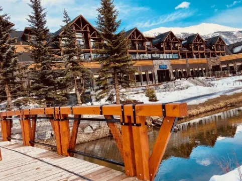 Spring Creek Luxury One Bedroom Sleeps 4