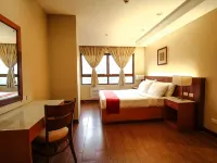 Hotel Veniz Legarda ルルド洞窟周辺のホテル