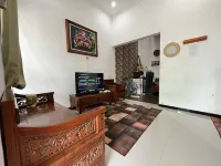 MP Villa Palmiers C8 Malang