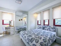 Elpiniki Luxury Rooms Hotels in Nea Propontida