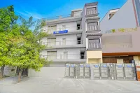 Fabhotel Dream House