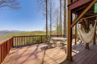 Hike, Sip and Unwind Mtn-View Gem in Banner Elk! - parking