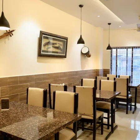 Regal Guest House by ROH