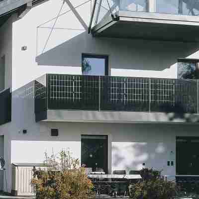 Appartements Prielau by we Rent, Summercard Included Hotel Exterior
