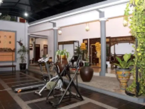 C1 Hotel Syariah Hotels in Sumenep