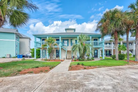 Seashells at the Beach Retreat Отели в г. Саннисайд