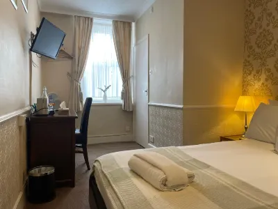 費爾勞恩別墅飯店 巨石陣附近的飯店