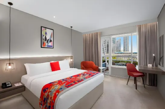 Leva Hotel and Suites, Mazaya Centre Отели рядом с достопримечательностью «Бурдж-Халифа»